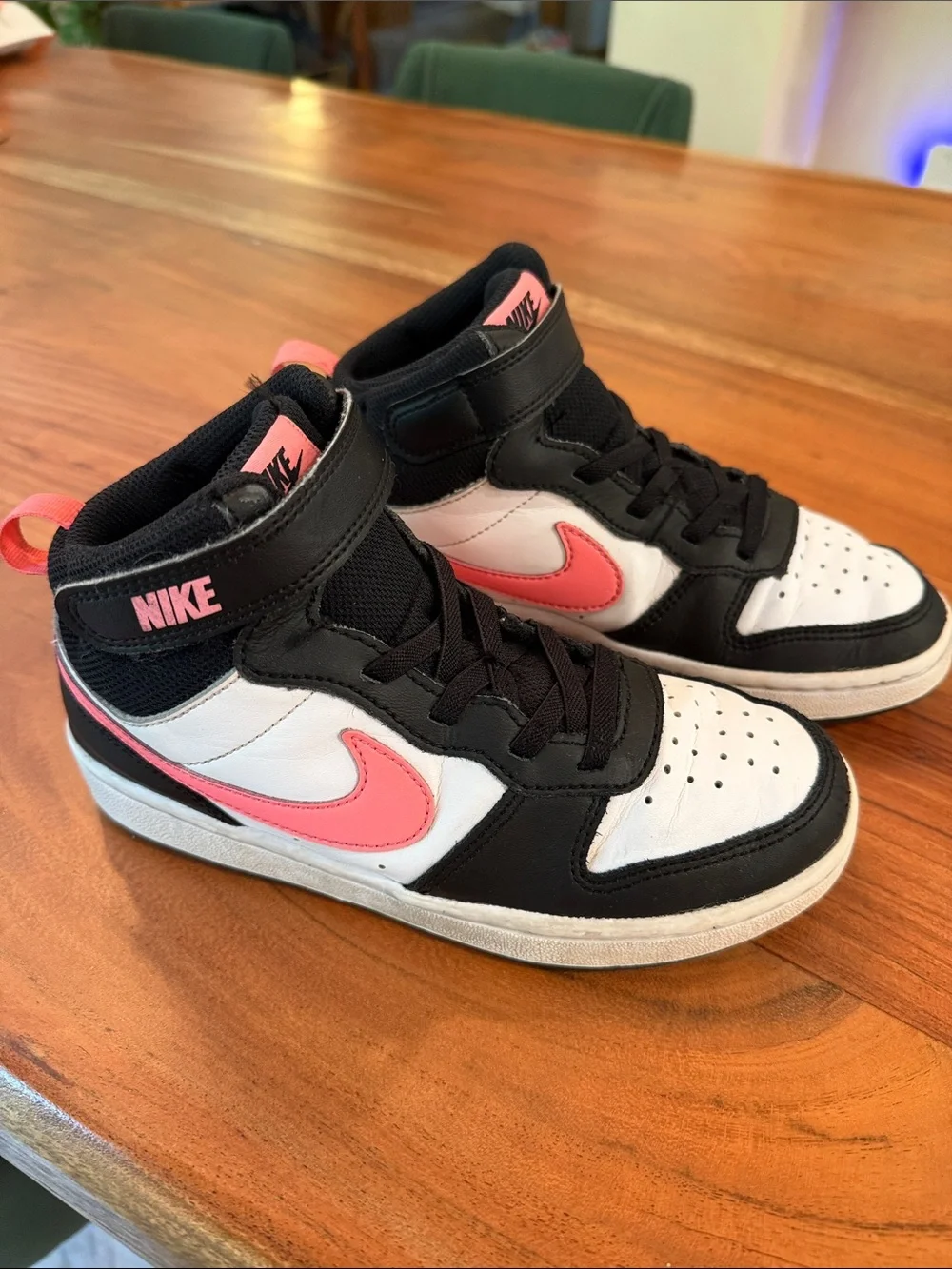 Nike Court Borough Basketball Sneakers. Youth size 1.5. CD7783-005
